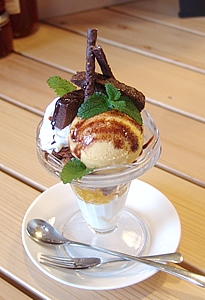 �}���S�[�ƃ`���R�̓Ѓp�t�F